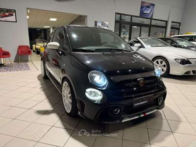 Abarth 695 695 1.4 t-jet ESSEESSE 180cv AKRAPOVIC usata RAVENNA