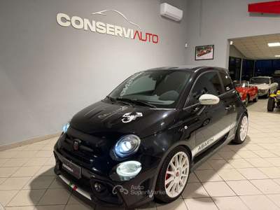 Abarth 695 695 1.4 t-jet ESSEESSE 180cv AKRAPOVIC usata RAVENNA