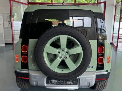 Land Rover Defender 110 75th ANNIVERSARY IVA esposta Nero usata Cantù