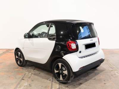 Smart ForTwo fortwo EQ Passion 60kw carica 22kW Bianco usata Brescia