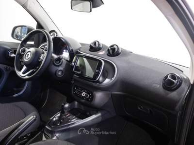 Smart ForTwo fortwo EQ Passion 60kw carica 22kW Bianco usata Brescia