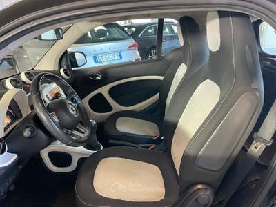 Smart ForTwo 1.0 Passion Tetto Navy Nero usata Gozzano