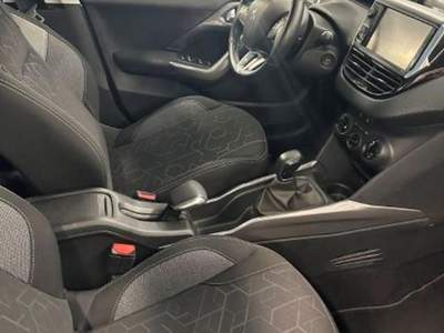 Peugeot 2008 1° serie PureTech 82 Active Grigio usata Cagliari