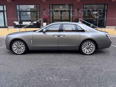 Rolls Royce Ghost Ghost II 6.7 V12 Silver Badge MODEL YEAR 2026 Argento usata Pistoia