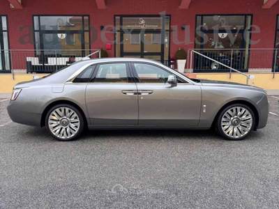 Rolls Royce Ghost Ghost II 6.7 V12 Silver Badge MODEL YEAR 2026 Argento usata Pistoia