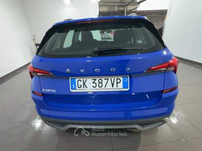 Skoda Kamiq SKODA KAMIQ 1.0 TSI AMBITION 110CV DSG Kamiq 1.0 tsi Ambition 110cv dsg Blu/Azzurro usata Roma