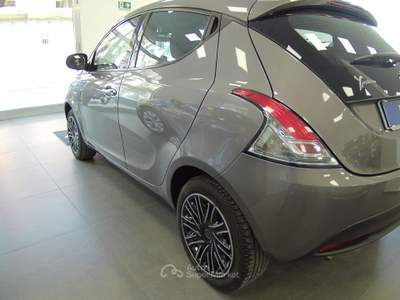Lancia Ypsilon Lancia Ypsilon 1.0 FireFly 5 porte S&S Hybrid Silver Plus usata Favara