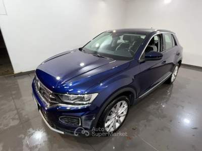 Volkswagen T-Roc VOLKS T-ROC 2.0 TDI ADVANCED 4MOTION DSG T-Roc 2.0 tdi Advanced 4motion dsg Blu/Azzurro usata Roma