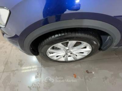 Volkswagen T-Roc VOLKS T-ROC 2.0 TDI ADVANCED 4MOTION DSG T-Roc 2.0 tdi Advanced 4motion dsg Blu/Azzurro usata Roma