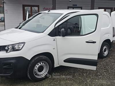 Peugeot Partner Meccanica in ottime condizioni Garanzia 12 mesi Bianco usata Santa Giuletta