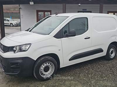 Peugeot Partner Meccanica in ottime condizioni Garanzia 12 mesi Bianco usata Santa Giuletta