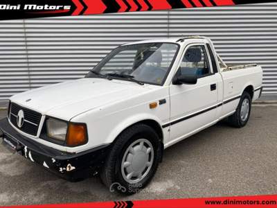 Tata Pick Up Pick Up 2.0 TD 4x2 PC DISTRIBUZIONE OK Bianco usata Sant'Angelo in vado