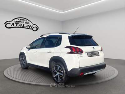 Peugeot 2008 BlueHDi 100 Black Matt Bianco usata Maniace