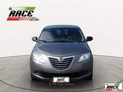 Lancia Ypsilon 1.2 69 CV 5 porte GPL Ecochic Gold Grigio usata Pieve a Nievole