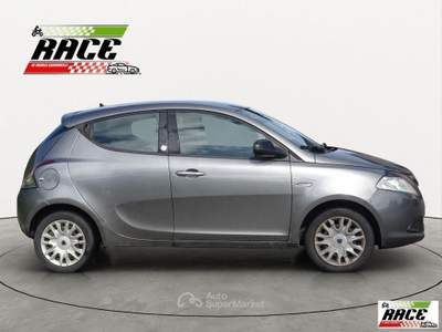 Lancia Ypsilon 1.2 69 CV 5 porte GPL Ecochic Gold Grigio usata Pieve a Nievole