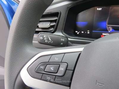 Volkswagen T-Roc 1.0 TSI Life Blu/Azzurro usata Tolentino