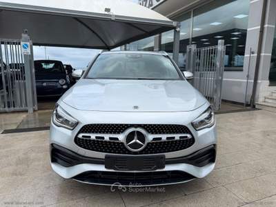 Mercedes-Benz GLA GLA 200 d Automatic Premium Grigio usata TORRENOVA
