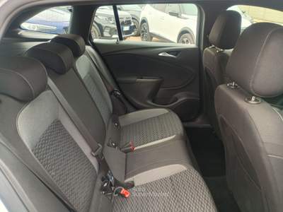 Opel Astra Sports Tourer 1.5 CDTI 105cv GS Line Bianco usata Monopoli