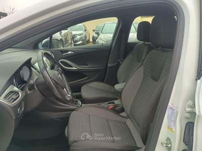 Opel Astra Sports Tourer 1.5 CDTI 105cv GS Line Bianco usata Monopoli