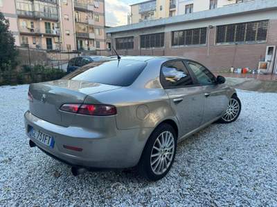 Alfa Romeo 159 JTDm 16V Argento usata Prato