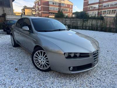 Alfa Romeo 159 JTDm 16V Argento usata Prato
