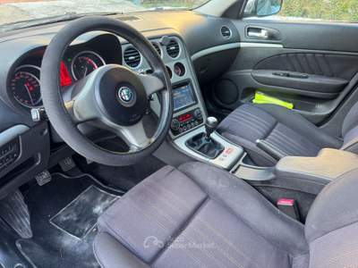 Alfa Romeo 159 JTDm 16V Argento usata Prato