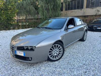 Alfa Romeo 159 JTDm 16V Argento usata Prato