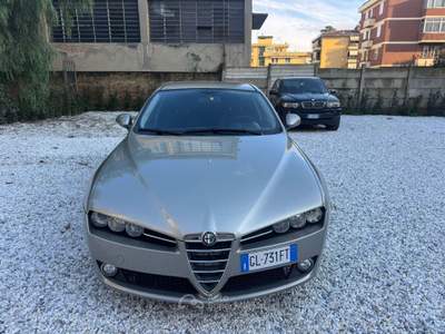 Alfa Romeo 159 JTDm 16V Argento usata Prato