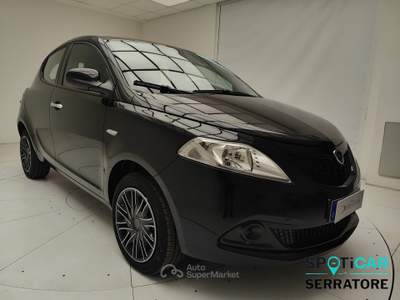 Lancia Ypsilon **FUORI PRODUZIONE** My23 1.0 Firefly 70 CvStart&Stop Hybrid Silver Plus Nero usata Erba