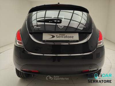Lancia Ypsilon **FUORI PRODUZIONE** My23 1.0 Firefly 70 CvStart&Stop Hybrid Silver Plus Nero usata Erba