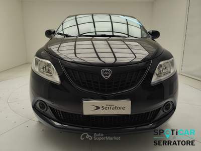 Lancia Ypsilon **FUORI PRODUZIONE** My23 1.0 Firefly 70 CvStart&Stop Hybrid Silver Plus Nero usata Erba