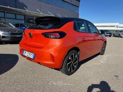 Opel Corsa 1.2 100cv Design & Tech AT8 Arancione usata Asti