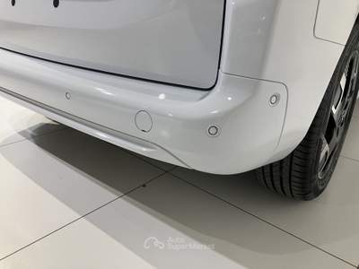 Fiat Doblò Passo Corto Benzina Magic Top 110cv Bianco usata Fornovo di Taro