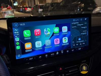 Ford Focus Hybrid 125 CV 5p. ST-Line X Nero usata Bari
