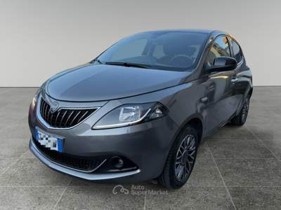 Lancia Ypsilon 1.0 FireFly 5 porte S&S Hybrid Platino Grigio usata Varedo