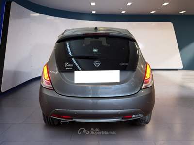 Lancia Ypsilon III 2021 1.0 firefly hybrid Gold s&s 70cv 5p.ti Grigio usata Torino