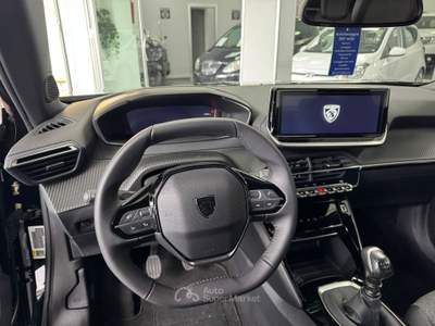 Peugeot 2008 PEUGEOT 2008 BENZINA Nero usata Sant'Antimo