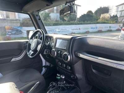 Jeep Wrangler Wrangler Unlimited 2.8 CRD DPF Rubicon Auto Bianco usata Asti
