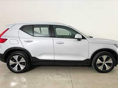 Volvo XC40 Momentum Pro, T2 automatico Micro Hybrid Argento usata Altavilla Vicentina