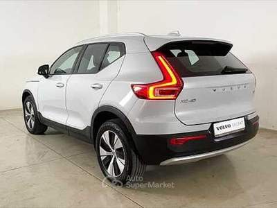 Volvo XC40 Momentum Pro, T2 automatico Micro Hybrid Argento usata Altavilla Vicentina