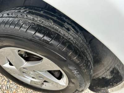 Dacia Duster 1.5 dci Laureate 4x2 110cv Bianco usata Altidona