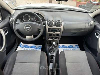 Dacia Duster 1.5 dci Laureate 4x2 110cv Bianco usata Altidona