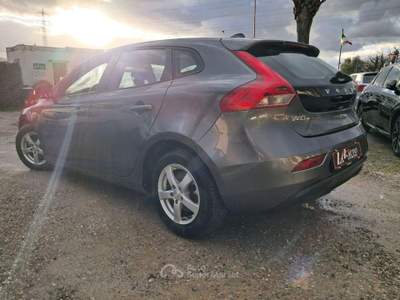 Volvo V40 D2 Summum Grigio usata Agliana