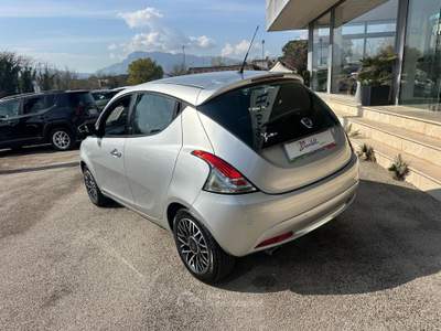 Lancia Ypsilon 1.2 GPL 69 CV 5 porte Platinum NEOPATENTATI Argento usata Pignataro Interamna