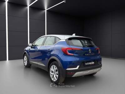 Renault Captur Plug-in Hybrid E-Tech 160 CV Intens Rosso usata Napoli