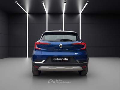Renault Captur Plug-in Hybrid E-Tech 160 CV Intens Rosso usata Napoli
