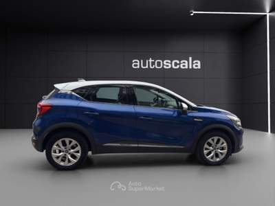 Renault Captur Plug-in Hybrid E-Tech 160 CV Intens Rosso usata Napoli