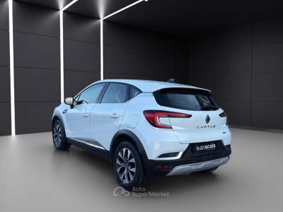 Renault Captur Plug-in Hybrid E-Tech 160 CV Intens Bianco usata Napoli