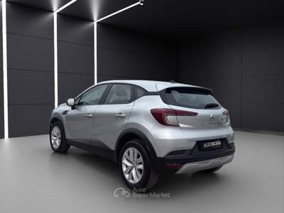 Renault Captur TCe 100 CV GPL Equilibre Argento usata Napoli