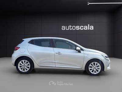 Renault Clio Full Hybrid E-Tech 140 CV 5 porte Intens Argento usata Napoli